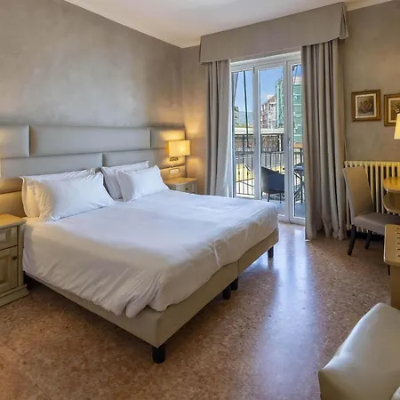 B&B Hotel Diano Marina Palace-3