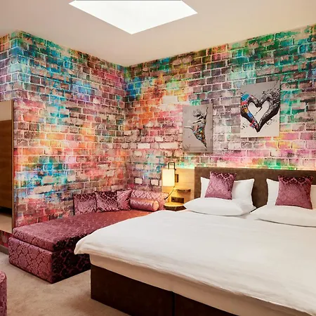 Trihotel Rostock - Wellnesshotel Adults Only-3