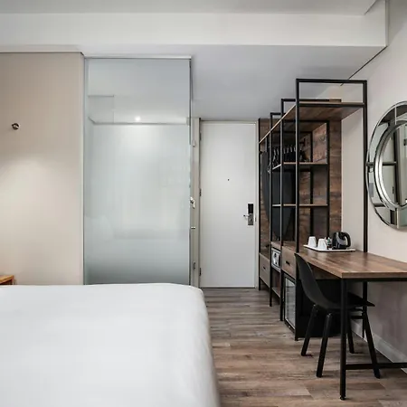 Protea Hotel By Marriott Cape Town Waterfront Breakwater Lodge-2