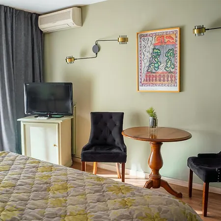 Logis Hotel Diana-2