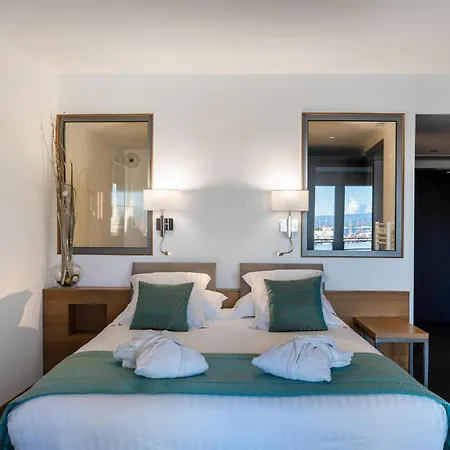 Best Western Premier Hotel Du Vieux-Port-3