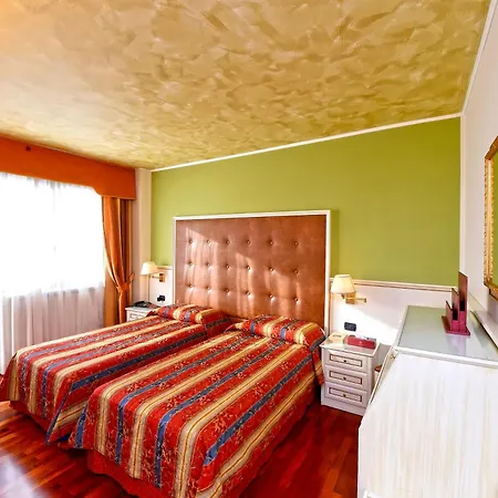 Lvg Hotel Collection - La Bussola-2
