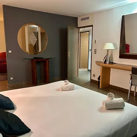 Logis Hotel La Fauceille-2