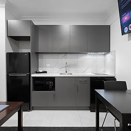 Comfort Apartments Melbourne Central-2