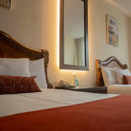 Miraflores Colon Hotel-3