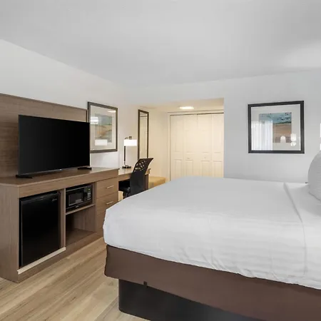 Best Western Palm Beach Lakes-3