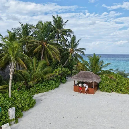 Makunudu Island- An Intimate Hideaway-3