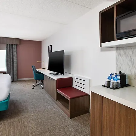 Hilton Garden Inn Chesapeake Greenbrier-2