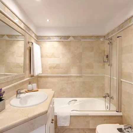 Elviria Hills Living-2