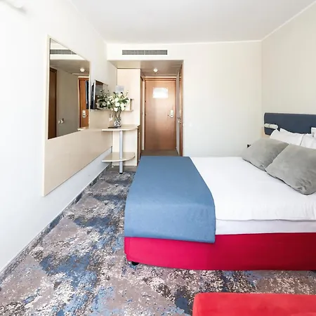 Zenith Hotel-3