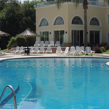 Howard Johnson Pilar Resort Spa & Convention Center-2