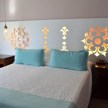 Howard Johnson Pilar Resort Spa & Convention Center-3