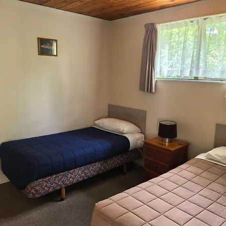 Judges Pool Motel Turangi-2