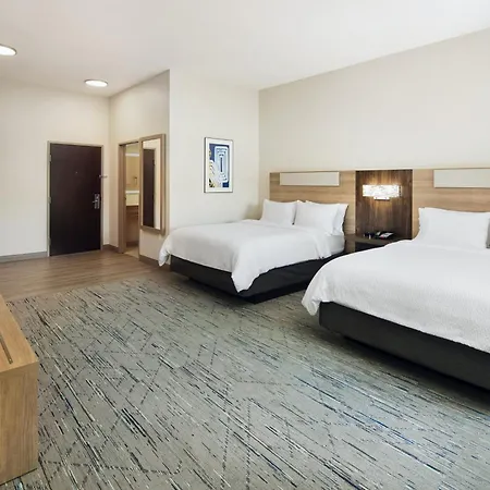Holiday Inn Express And Suites Wheeling By Ihg-3
