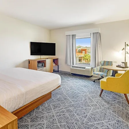 Hampton Inn Foley-2
