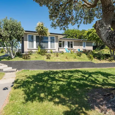 Tahuna Beach Holiday Park-2