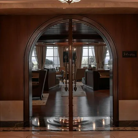 Sheraton Sharjah Beach Resort And Spa-2