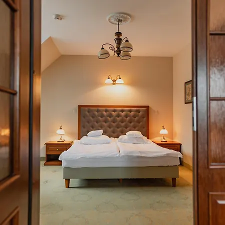 Hotel Palac Poledno-2
