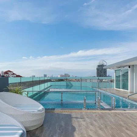 Garner Hotel Pattaya Central By Ihg-3
