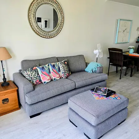 Beachpoint Apartments-3