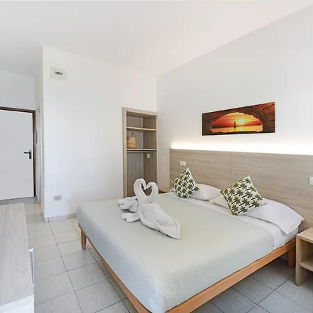 Hotel Le Ghiaie-2