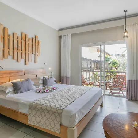 Le Peninsula Bay Beach Resort & Spa-2