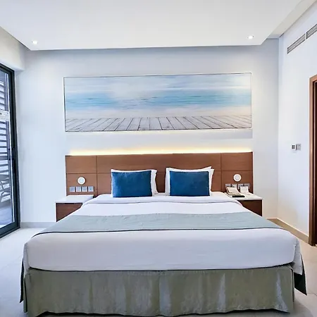 Wyndham Garden Ajman Corniche-2
