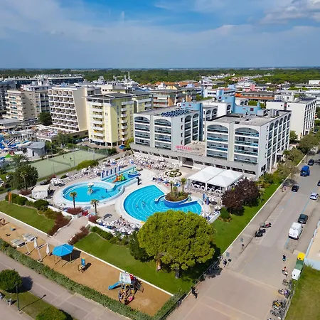 Aparthotel Imperial-3