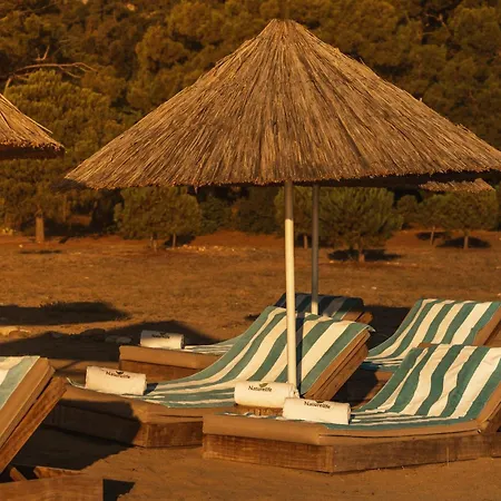 Naturelife Bungalows & Spa - Free Access To Odile Hotel-2
