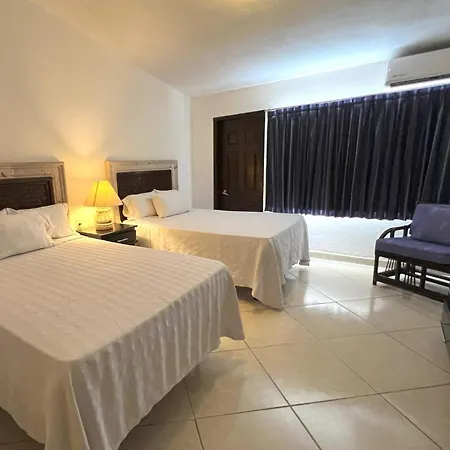 Los Picos Hotel & Suites Bucerias-2