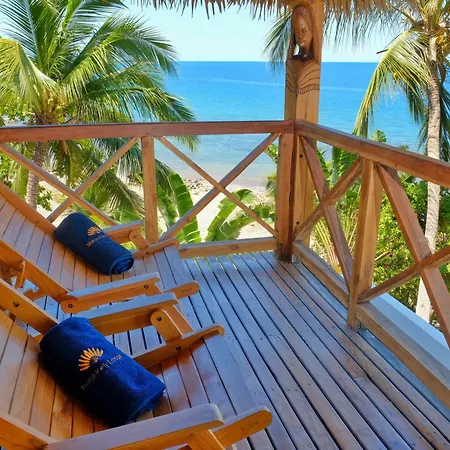 Manja Kely Lodge - Nosy Komba Island-3
