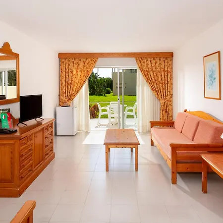 Hotel Riu Oliva Beach Resort-3