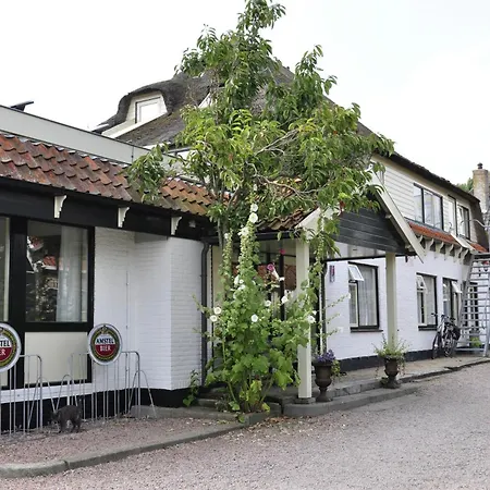 Hotel Op Diek-3