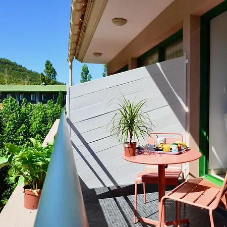 Sure Hotel By Best Western Gemenos En Provence-2