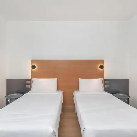 B&B HOTEL Milano Cologno Studios-3
