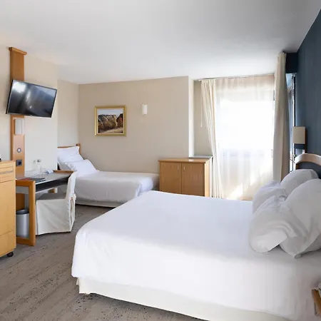 Best Western Le Relais De Laguiole Hotel & Spa-3