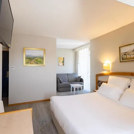 Best Western Le Relais De Laguiole Hotel & Spa-2