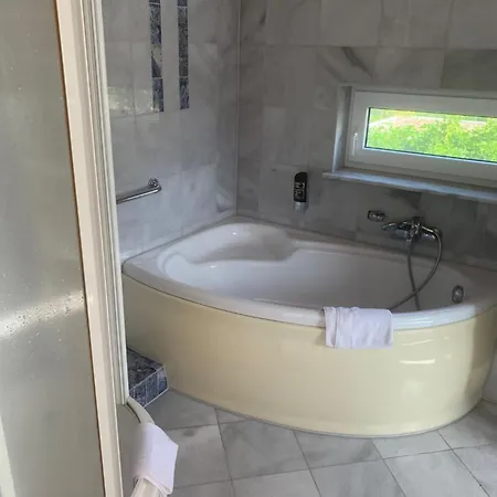 Seehotel Luisenhof-3