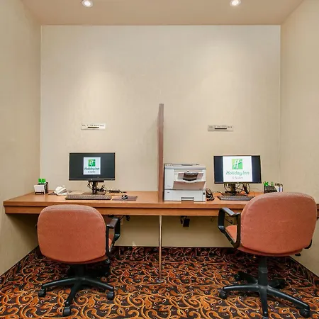 Holiday Inn & Suites Lloydminster By Ihg-2