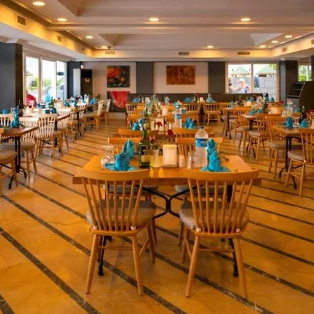 Club Hotel Sunbel-3