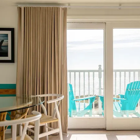 Cambria Beach Lodge-3