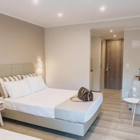 Ammos Beach Seaside Luxury Suites Hotel-3