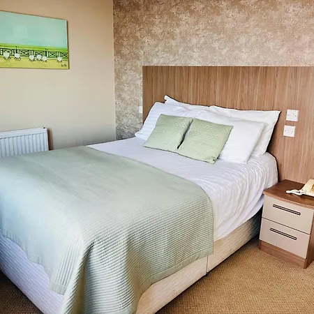 Cullen Bay Hotel-2
