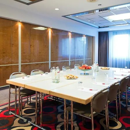 Leonardo Hotel Hannover Airport-3