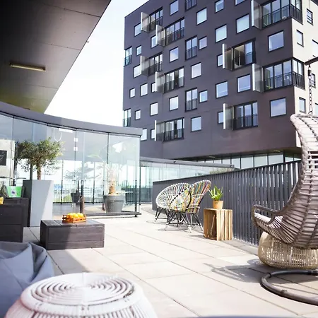 Leonardo Hotel Groningen-2