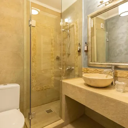 Akasha Retreat (Adults Only)-2