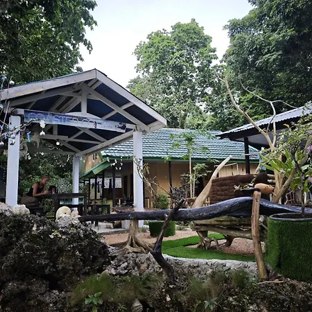 Coaster Cottages-2