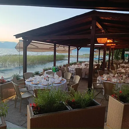 Hotel Bellevue - Metropol Lake Resort-3