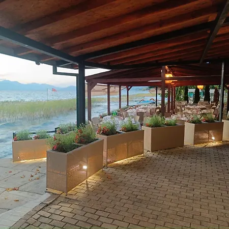 Hotel Bellevue - Metropol Lake Resort-2