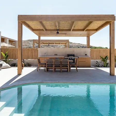 Unique Blue! Resort And Villas Adults Only-2
